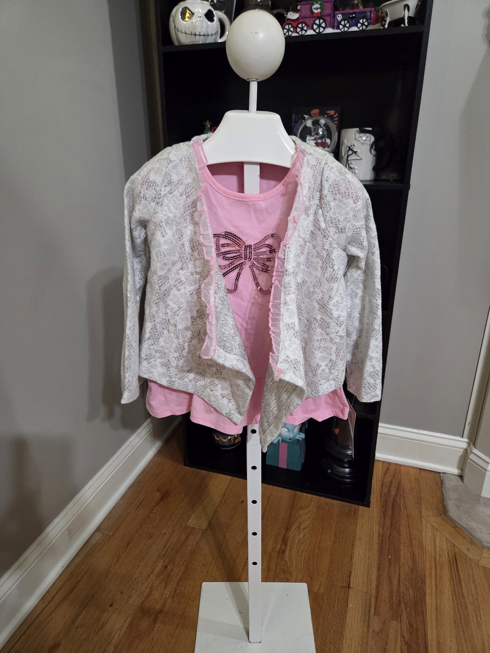 Nannette Pink Tee with White Lace Cardigan Set